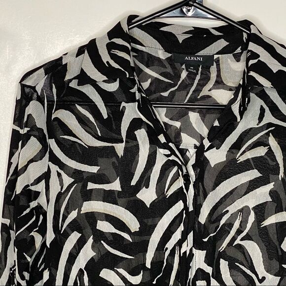 Alfani sheer zebra print Y2K blouse Petite - Picture 2 of 6